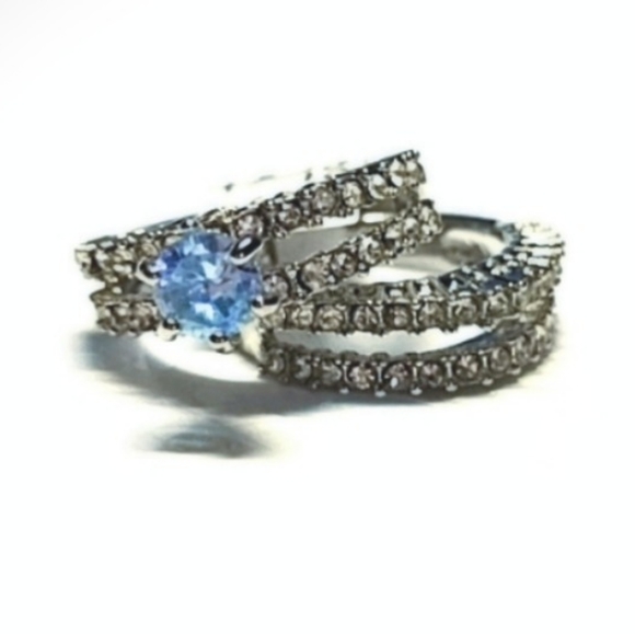 Wedding Engagement Promise Ring Set - Picture 3 of 9